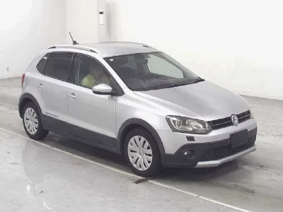 Volkswagen CROSS POLO