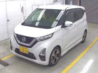 Nissan DAYZ лот № 3009 оценка 5  с аукциона в Японии 2