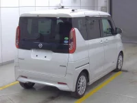 Nissan ROOX лот № 5501 оценка R  с аукциона в Японии 3