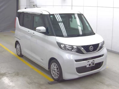 Nissan ROOX  с аукциона в Японии