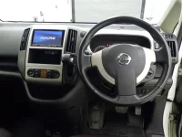 Nissan SERENA лот № 5061 оценка 4  с аукциона в Японии 4