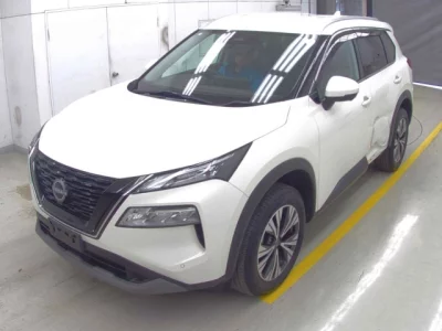 Nissan X-TRAIL  с аукциона в Японии