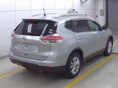 Nissan X-TRAIL  с аукциона в Японии