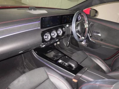 Mercedes-Benz CLA CLASS