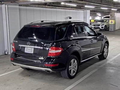 Mercedes-Benz ML CLASS