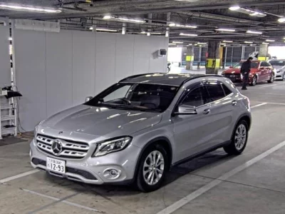 Mercedes-Benz GLA CLASS