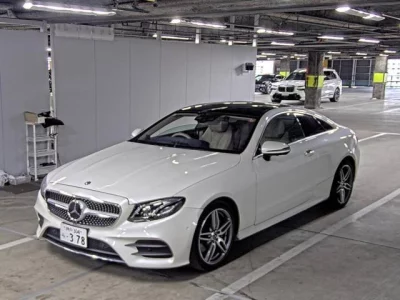 Mercedes-Benz E CLASS  с аукциона в Японии