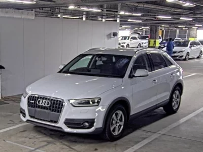 Audi Q3  с аукциона в Японии