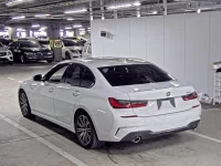 BMW 3-Series лот № 139 оценка 5  с аукциона в Японии 4