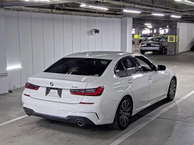 BMW 3-Series  с аукциона в Японии