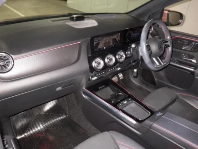 Mercedes-Benz B CLASS