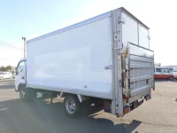 Toyota DYNA лот № 14187 оценка 3  с аукциона в Японии 4