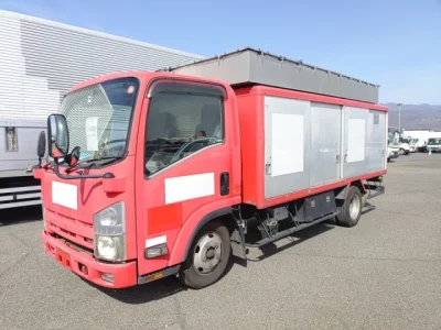 Isuzu ELF