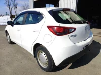 Mazda DEMIO лот № 12196 оценка 3.5  с аукциона в Японии 4