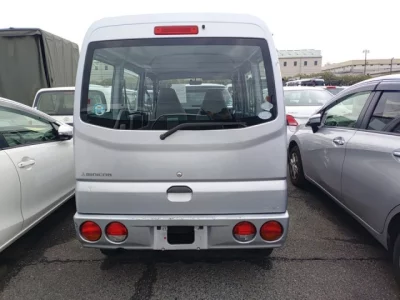 Mitsubishi MINICAB VAN  с аукциона в Японии