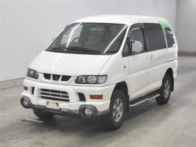 Mitsubishi DELICA