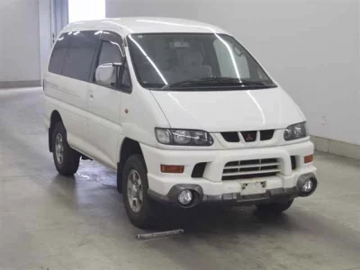 Mitsubishi DELICA