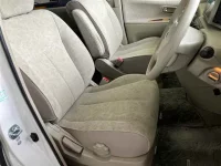 Nissan ELGRAND лот № 80044 оценка 4.5  с аукциона в Японии 6