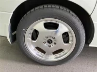 Nissan ELGRAND лот № 80044 оценка 4.5  с аукциона в Японии 8