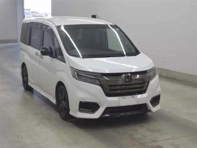 Honda STEP WAGON  с аукциона в Японии