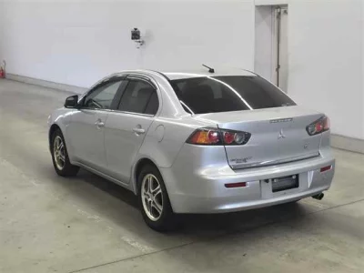 Mitsubishi GALANT FORTIS