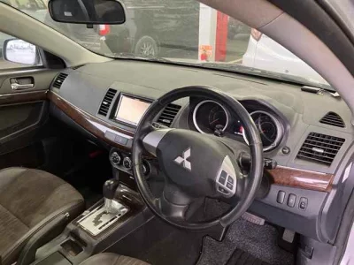 Mitsubishi GALANT FORTIS