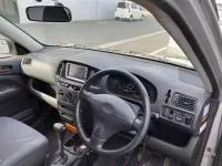 Toyota PROBOX лот № 80042 оценка R  с аукциона в Японии 2