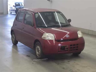 Daihatsu Esse