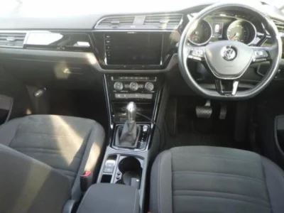 Volkswagen GOLF TOURAN