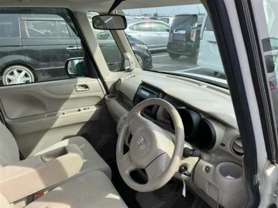 Honda N-Box+