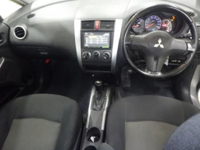 Mitsubishi COLT PLUS