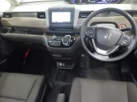 Honda FREED лот № 3047 оценка 4  с аукциона в Японии 2