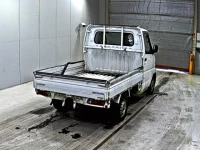 Mitsubishi MINICAB TRUCK лот № 9155 оценка R  с аукциона в Японии 4