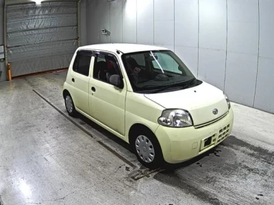 Daihatsu Esse