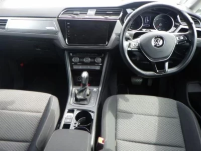 Volkswagen GOLF TOURAN