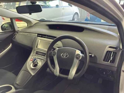 Toyota PRIUS PHV