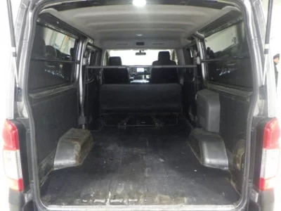 Nissan CARAVAN VAN