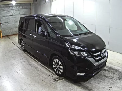 Nissan SERENA  с аукциона в Японии