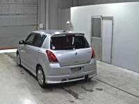 Suzuki SWIFT лот № 9212 оценка 3.5  с аукциона в Японии 1
