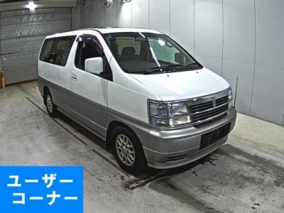 Nissan ELGRAND  с аукциона в Японии