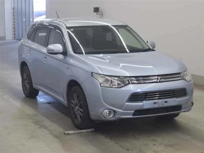 Mitsubishi OUTLANDER PHEV