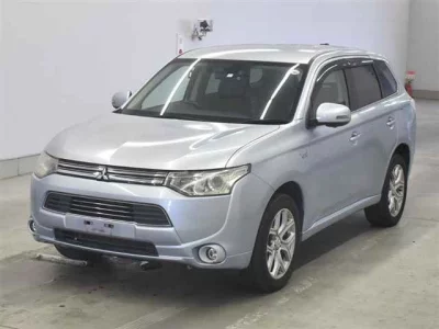 Mitsubishi OUTLANDER PHEV