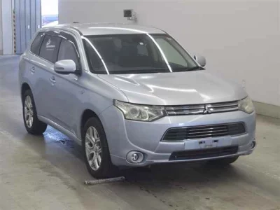Mitsubishi OUTLANDER PHEV
