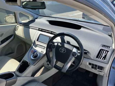 Toyota PRIUS PHV