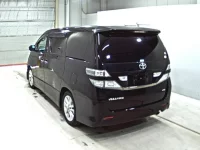 Toyota VELLFIRE лот № 2183 оценка 3.5  с аукциона в Японии 1