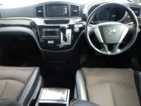 Nissan ELGRAND лот № 2182 оценка 3.5  с аукциона в Японии 2