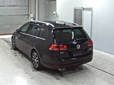 Volkswagen GOLF VARIANT