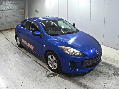 Mazda AXELA  с аукциона в Японии