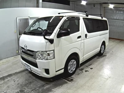 Mazda BONGO BRAWNY VAN