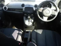 Mazda DEMIO лот № 9305 оценка 3.5  с аукциона в Японии 2